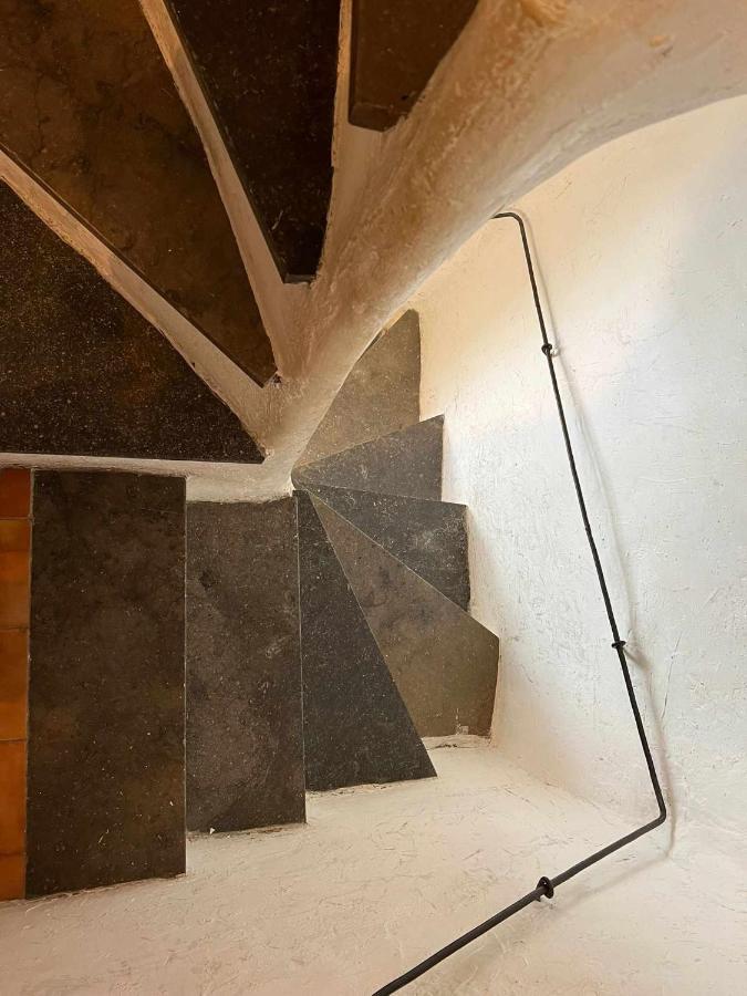 Romantic Duplex With Terrace And Great Views Girona Exteriör bild