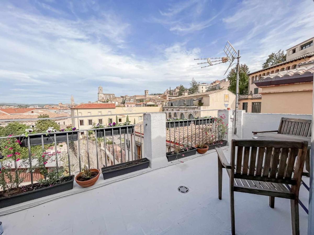 Romantic Duplex With Terrace And Great Views Girona Exteriör bild