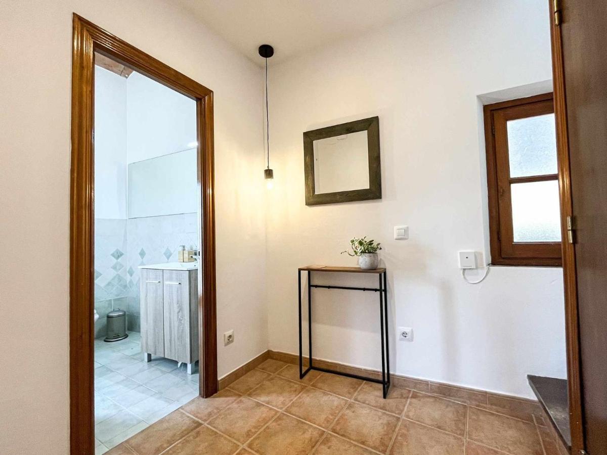 Romantic Duplex With Terrace And Great Views Girona Exteriör bild